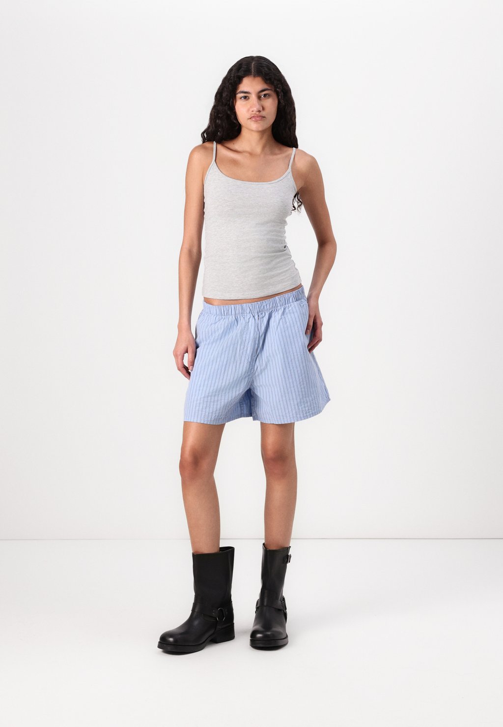 

Топ IVY FITTED SINGLET 2 PACK Weekday, черный