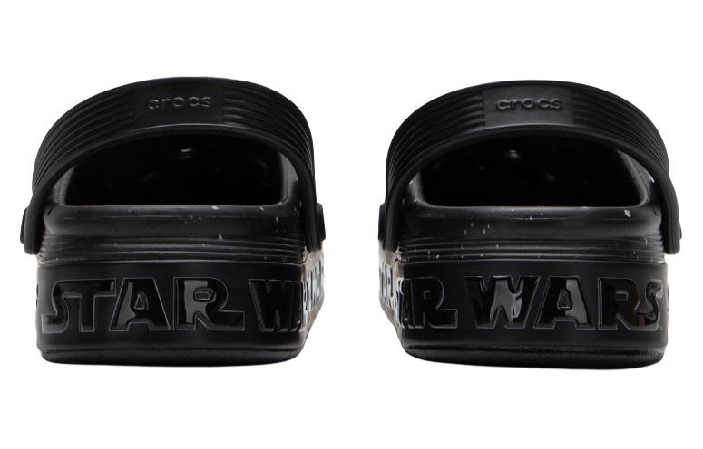 Сандалии Crocs x Star Wars Off Court Clog 'The Galaxy', черный — фото 3