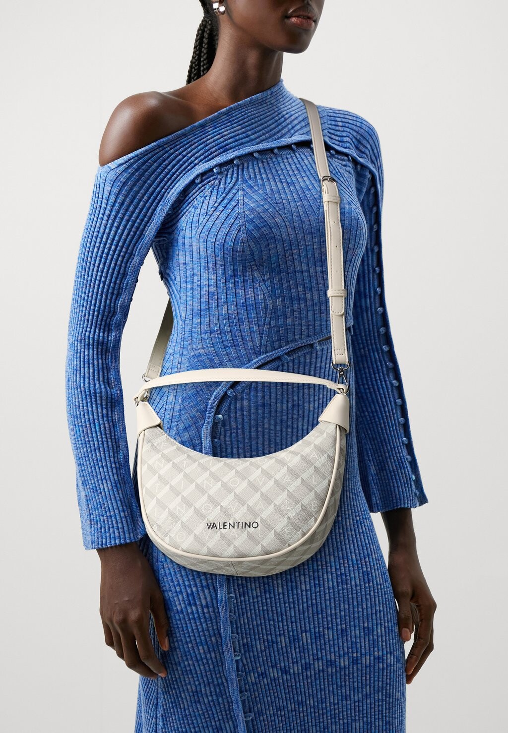 

Сумка BARRIO Valentino Bags, цвет ecru