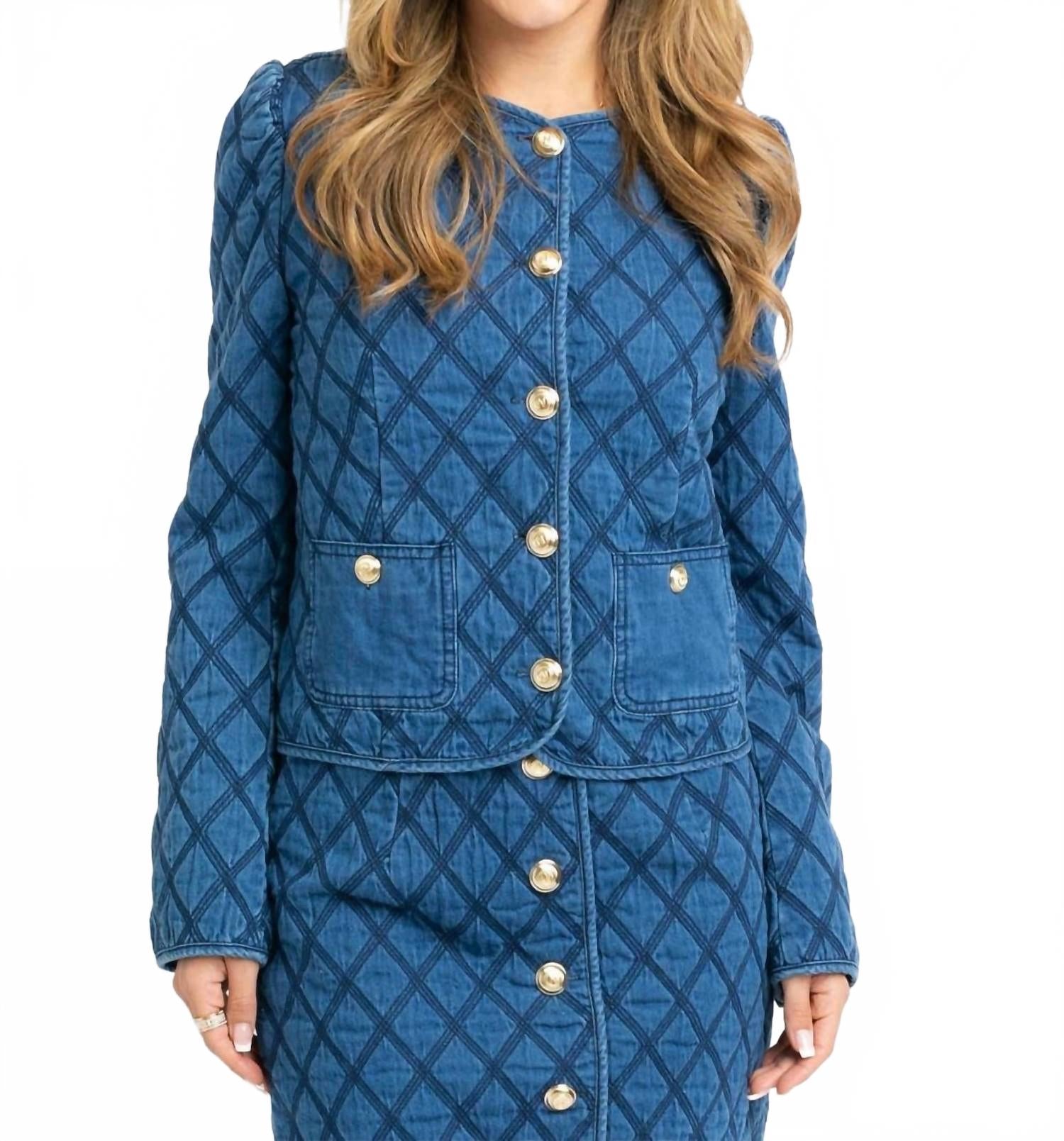 

Karlie Оригинальная джинсовая куртка с декоративной строчкой, синего цвета