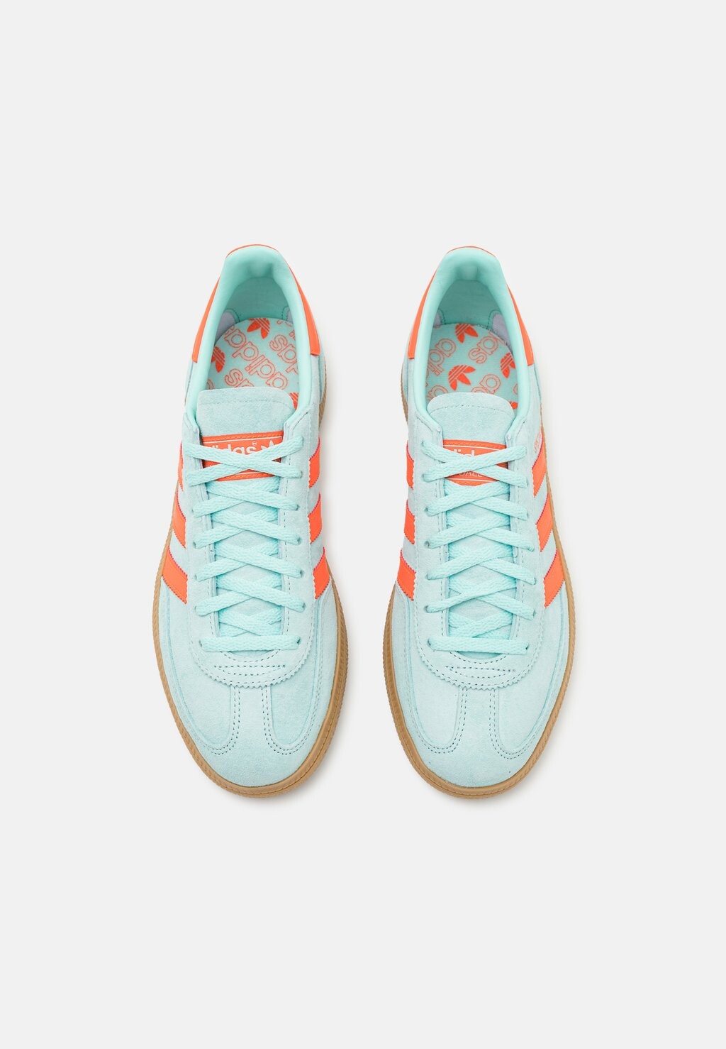 

Кроссовки на шнуровке HANDBALL SPEZIAL adidas, светло-зеленый