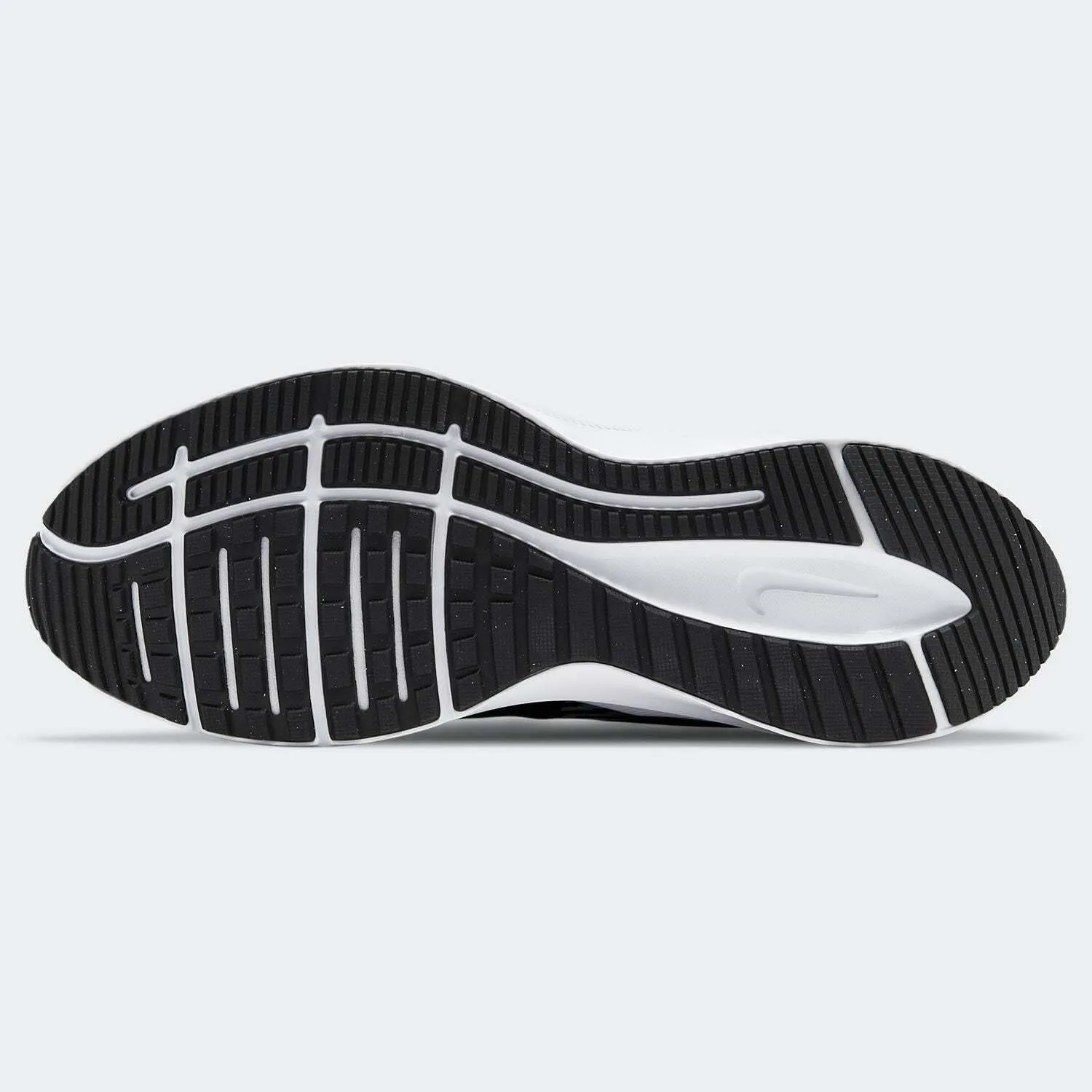 Кроссовки NIKE Quest 3 Shield для мужчин (тренировочные), белый/черный — фото 3