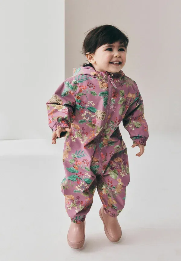 Комбинезон для прогулок Regular fit waterproof printed puddlesuit Next, цвет ягодный розовый с цветочным принтом — фото 2