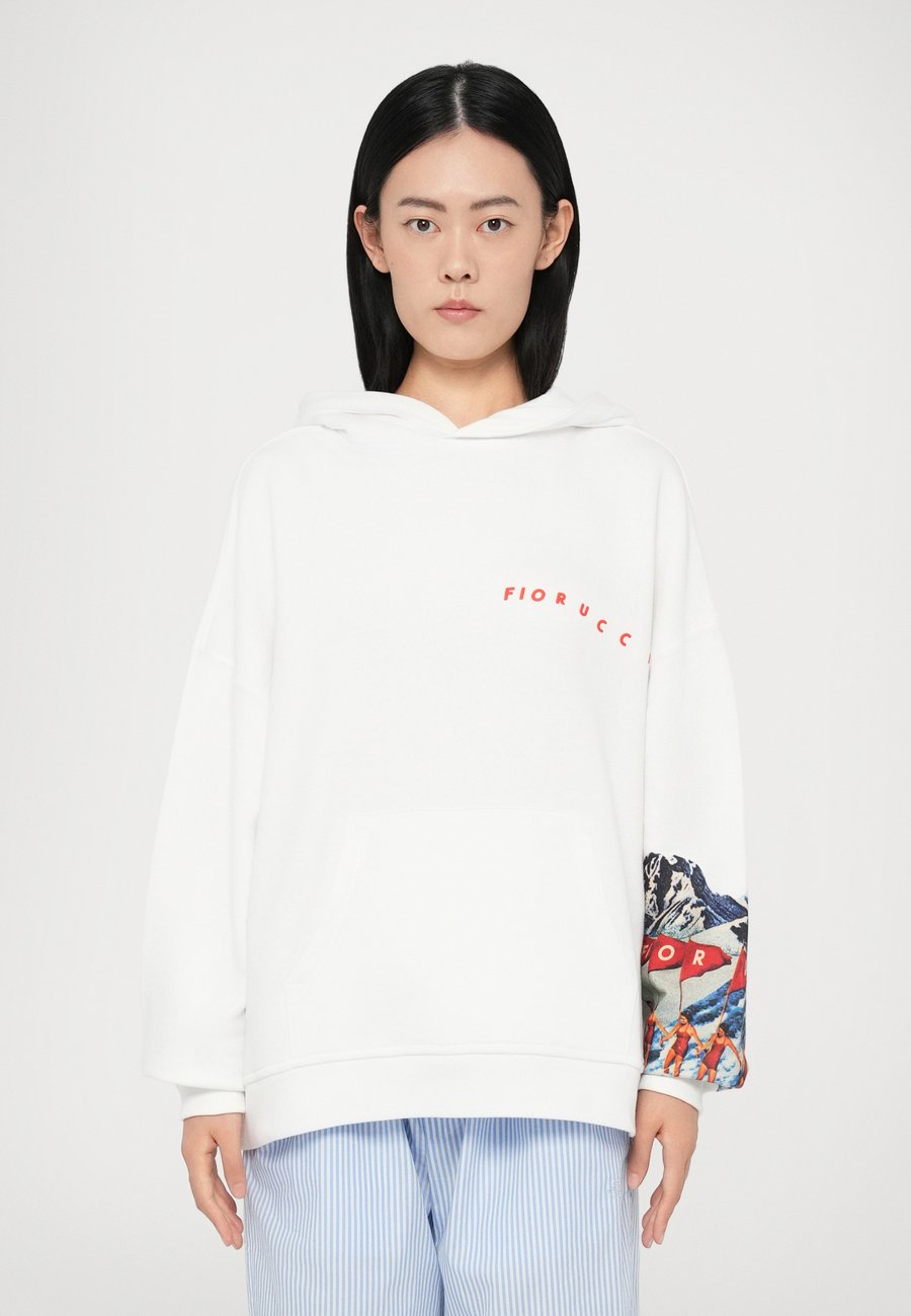 

Худи Fiorucci WOMEN WINTER WATERSKIING RELAXED HOODIE, Multi-Coloured, Красный, Худи Fiorucci WOMEN WINTER WATERSKIING RELAXED HOODIE, Multi-Coloured