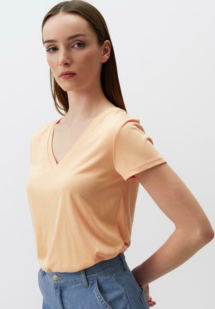 

Базовая футболка STRAIGHT FIT V NECK SHORT SLEEVED Jimmy Key, абрикос