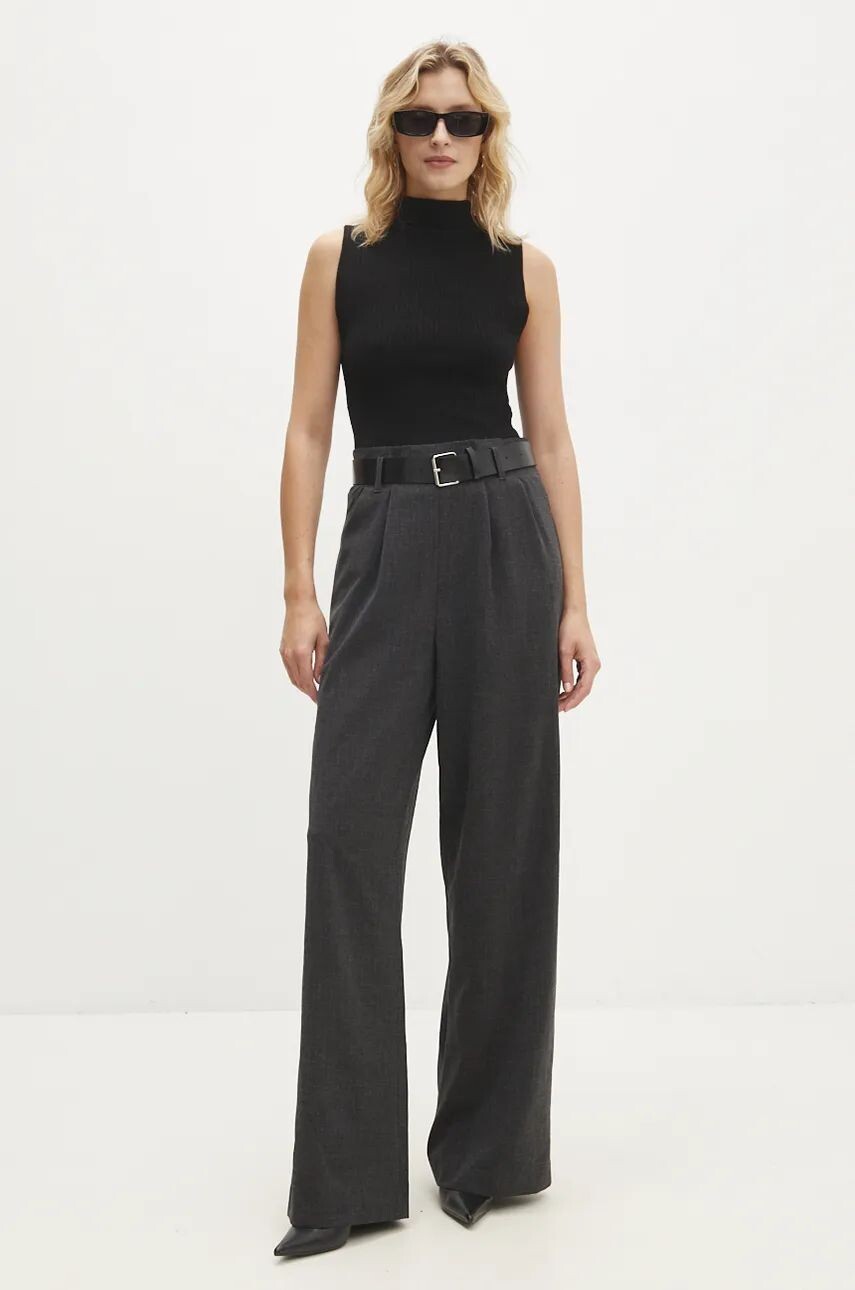 

Элегантный спортивный комбинезон Answear Lab, черный