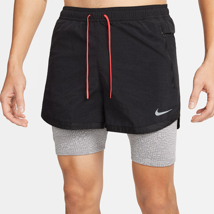 Шорты Men's Nike Solid Color Reflective Logo Water Repellent Breathable Printing Shorts Black DM4633-010 — фото 2