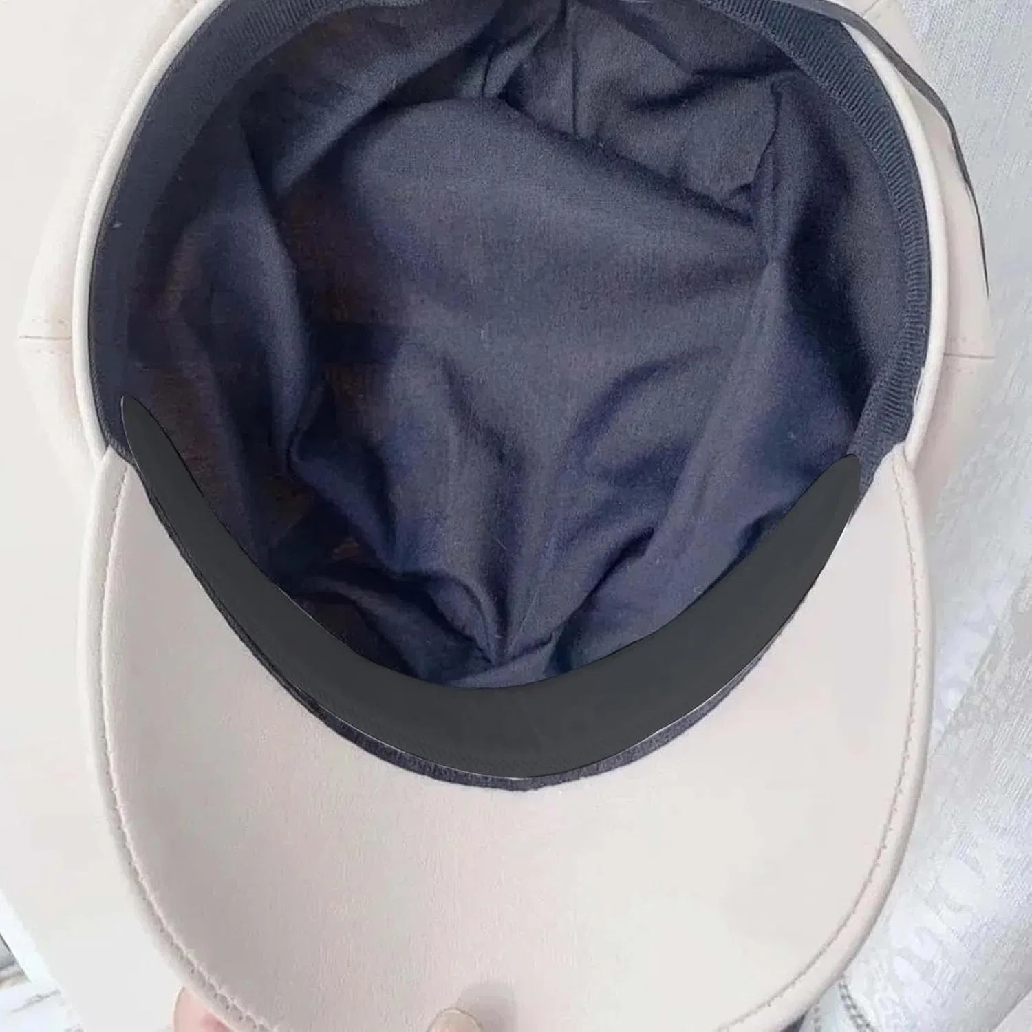 Самоклеящиеся вкладыши для кепок и воротников, 10 шт. Generisch, B: Schwarze Schweißabsorbierende Aufkleber Für Mützen — фото 4