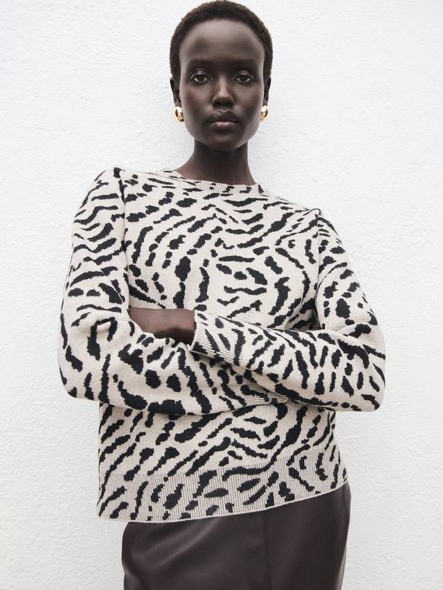 

Фелина джемпер с анималистичным принтом Mango, Medium Brown