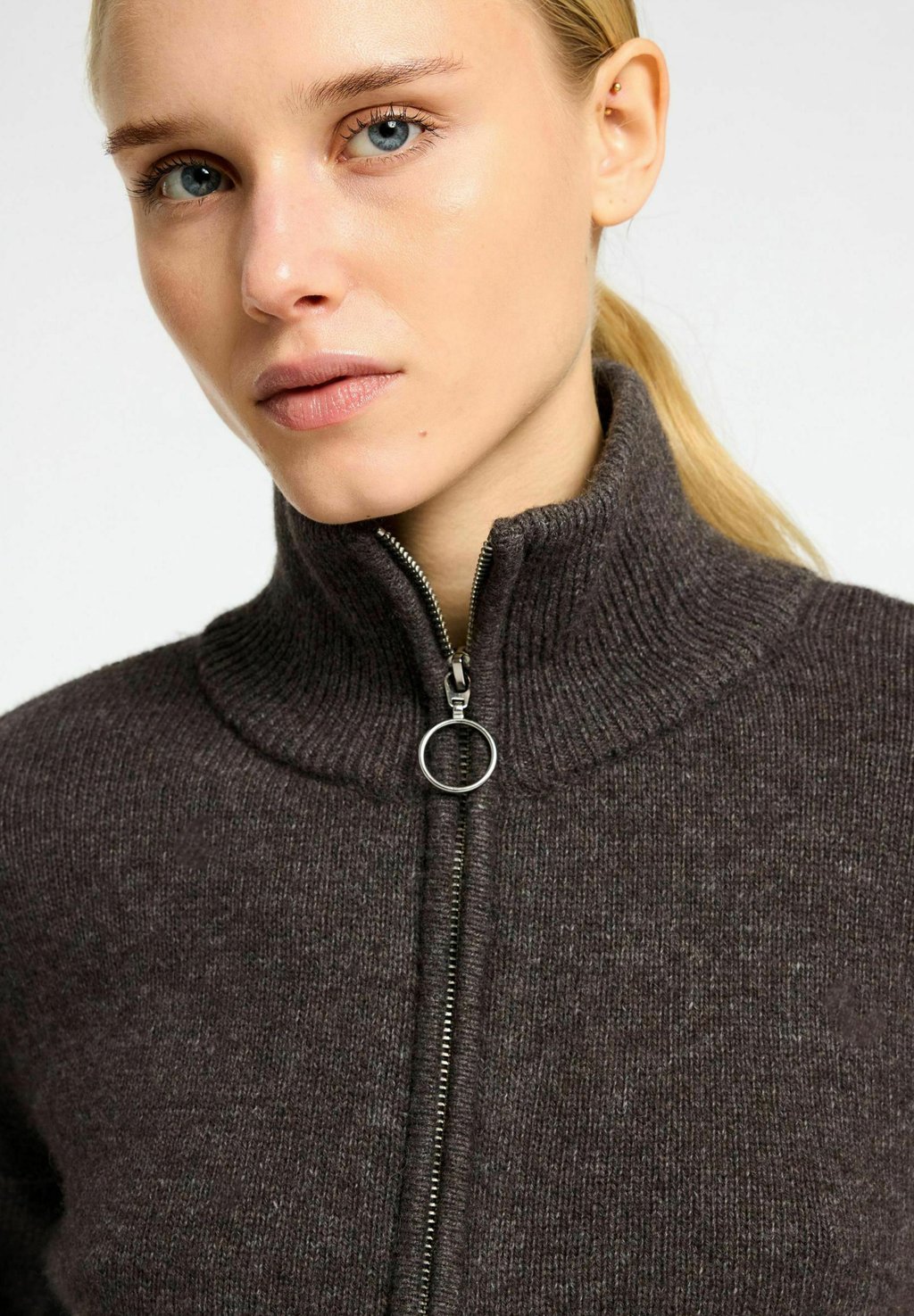 

Джемпер HALF-ZIP Selected Femme, антрацит