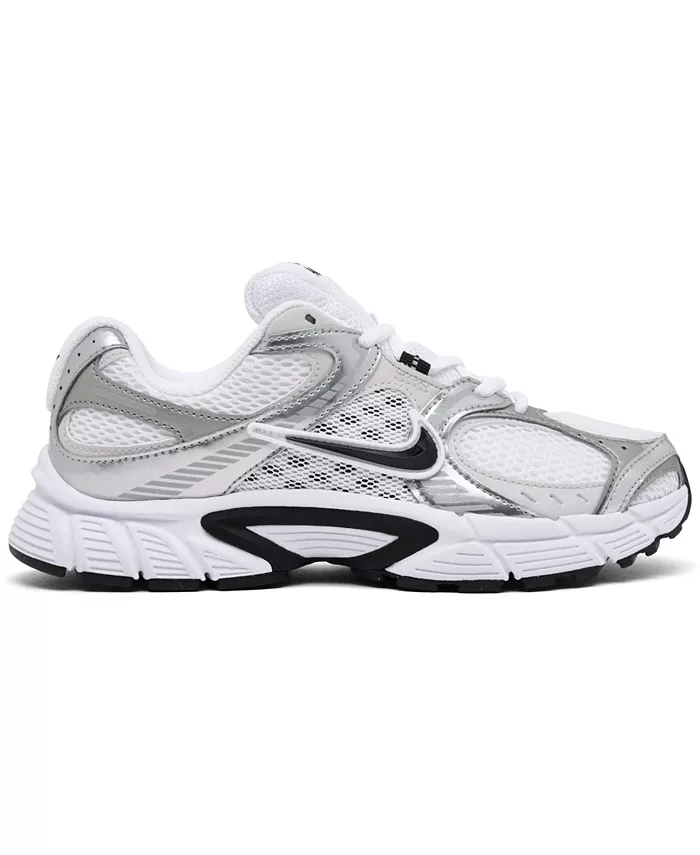 Женские повседневные кроссовки V5 RNR от Finish Line Nike, мультиколор — фото 2