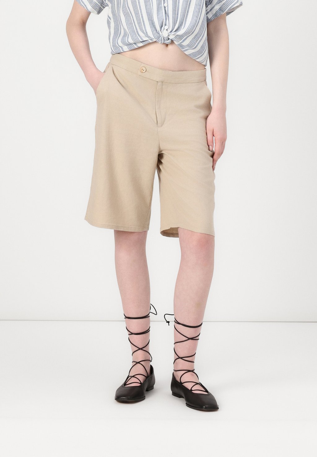 

Шорты ONLCARO ONLY, Oxford Tan