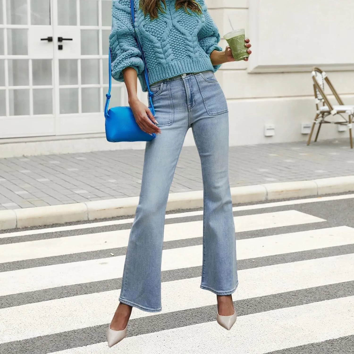 Джинсы клеш Women’s Casual Mid Rise Flared Denim Jeans, Light Blue — фото 2