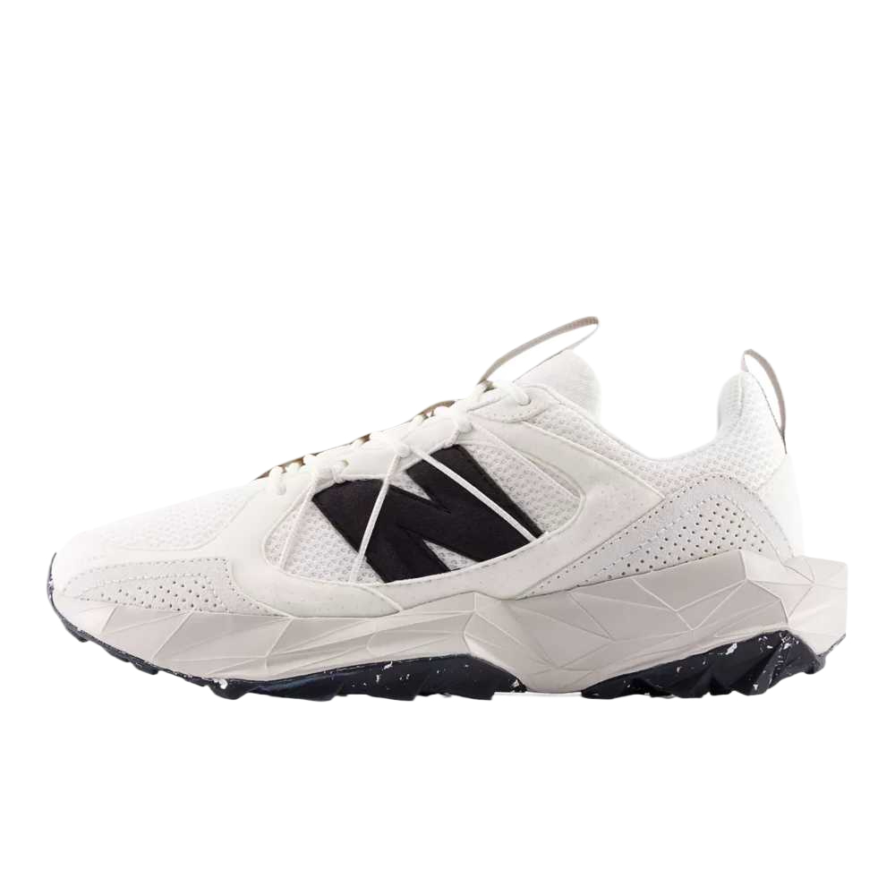 

Мужские кроссовки для трейлраннинга NB Tektrel New Balance, белый/черный