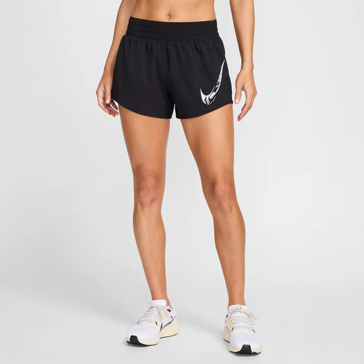 

Женские шорты Nike One Swoosh, чёрный