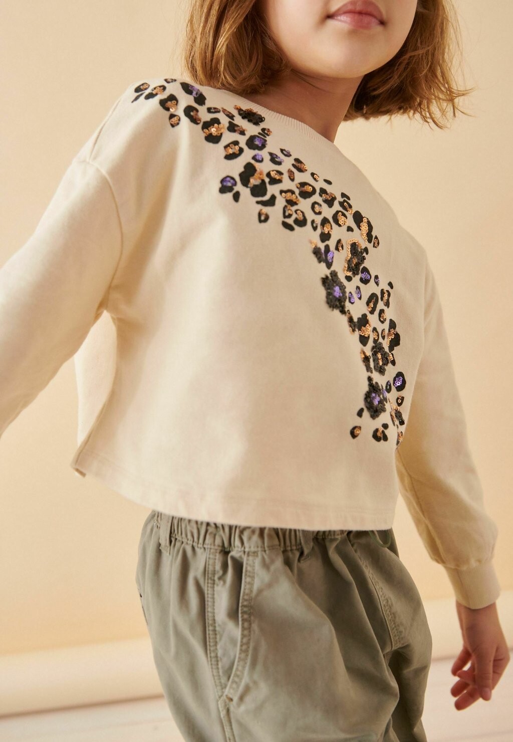

Толстовка LEOPARD SEQUIN LONG SLEEVE REGULAR FIT Next, бежевый
