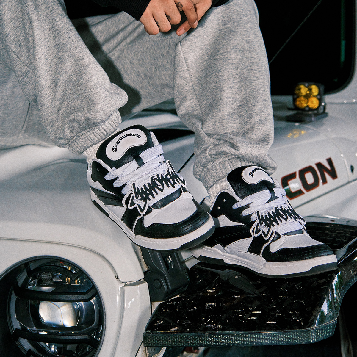 Suamoment Винтажные кожаные скейтерские кроссовки с аппликацией Original Athletic Shoes мужские парные модные доски черно-белые, цвет Black White — фото 4