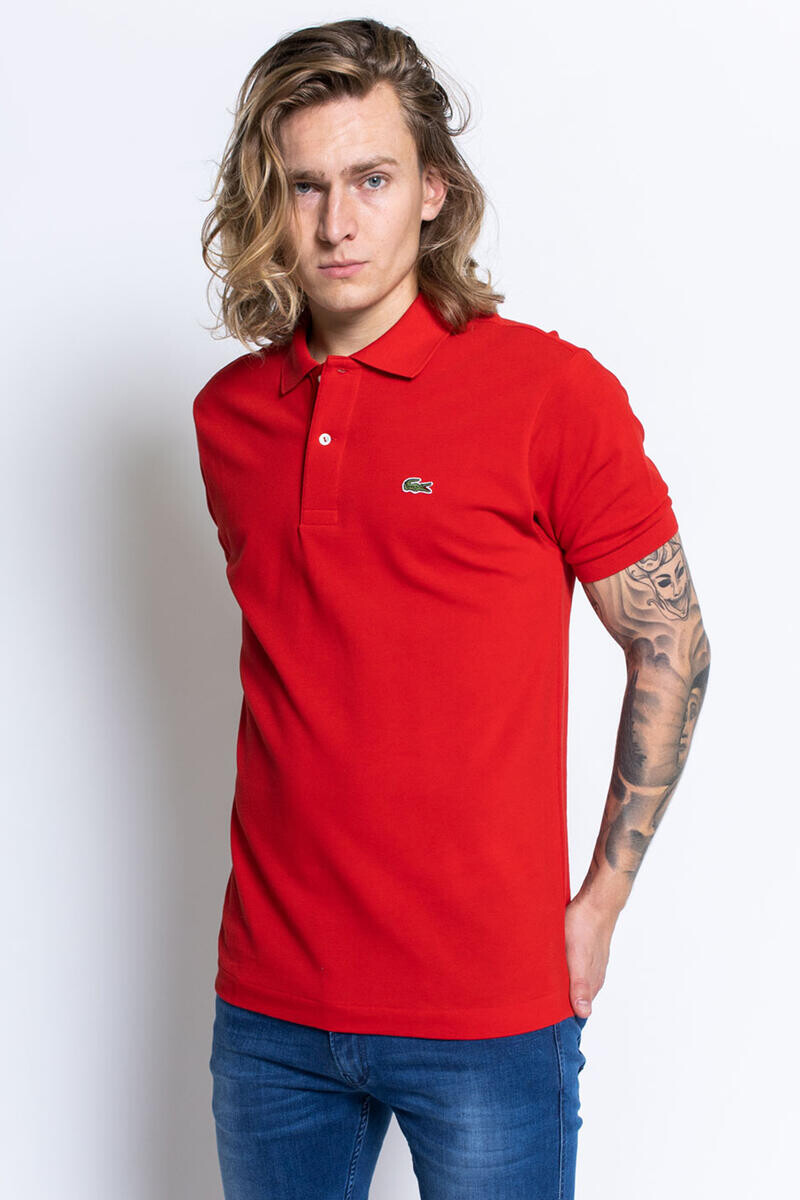 

Классическая футболка-поло Lacoste. Lacoste, красный