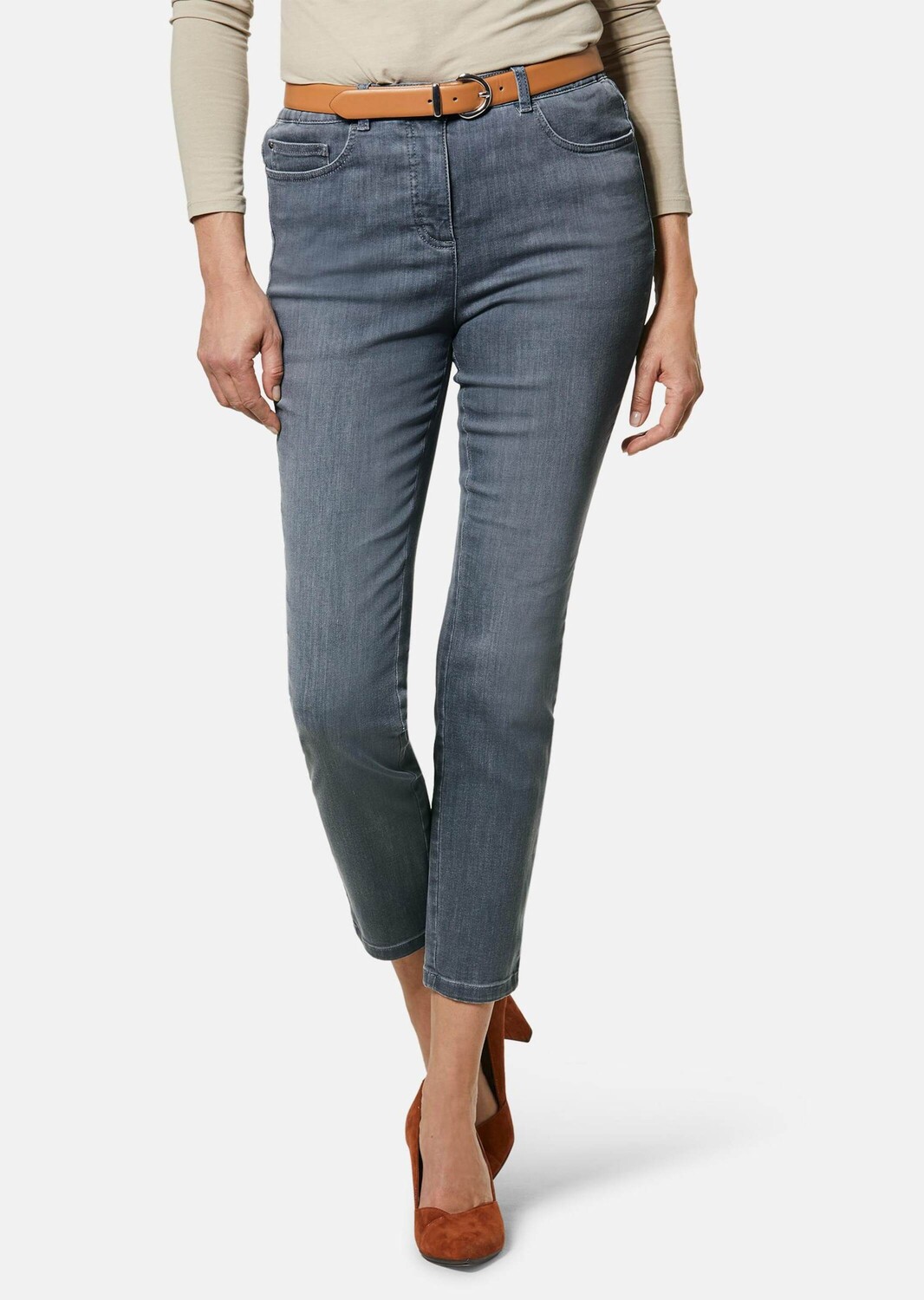 

Брюки GOLDNER Verkürzte Jeanshose CARLA, светло-серый