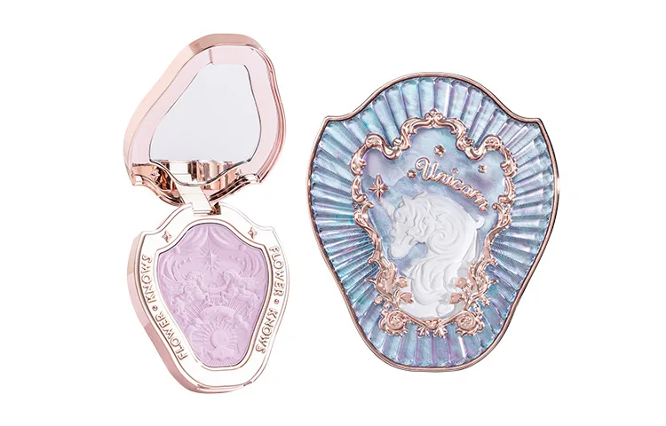 Flower Knows Корректор тона кожи Unicorn Relief Blush для естественного цвета лица, 5 г, 03 Cherry Blossom Grand Avenue — фото 3