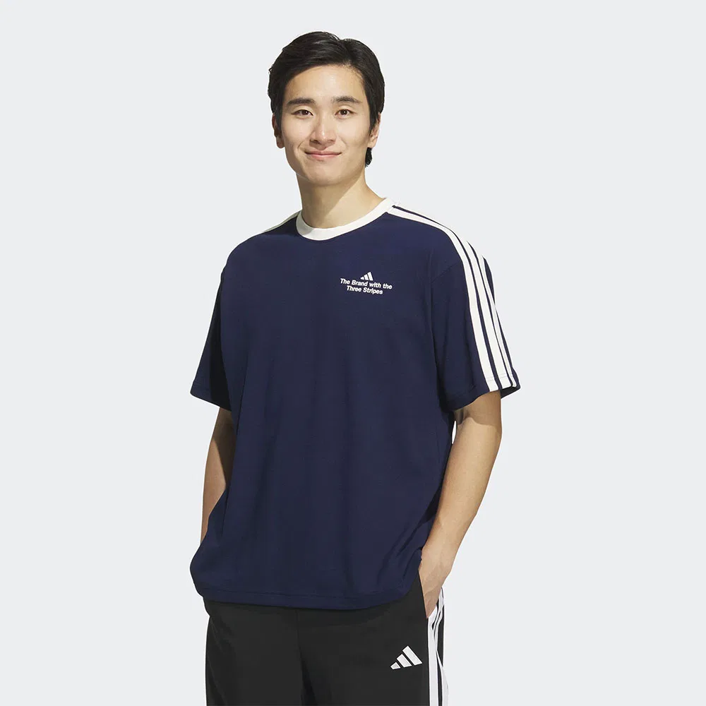 Мужская футболка свободного кроя с графикой Night Indigo от Adidas