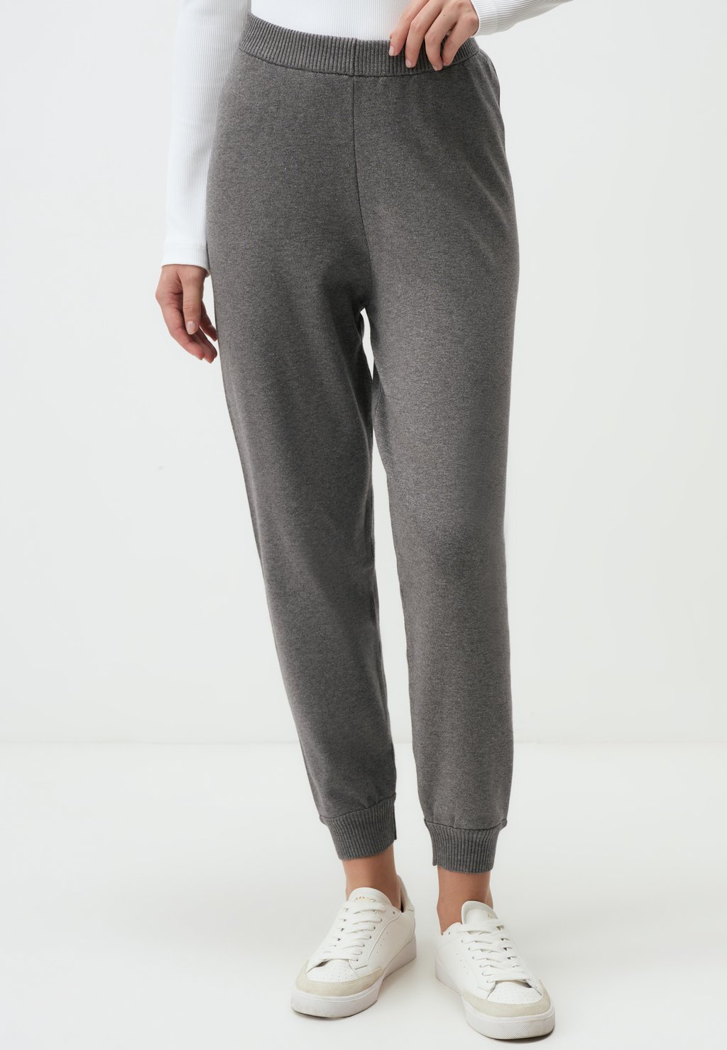 

Спортивные брюки HIGH WAIST JOGGER Jimmy Key, серый