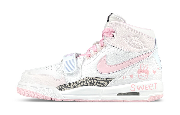 

Женские баскетбольные кроссовки Jordan Legacy 312 Vintage, White