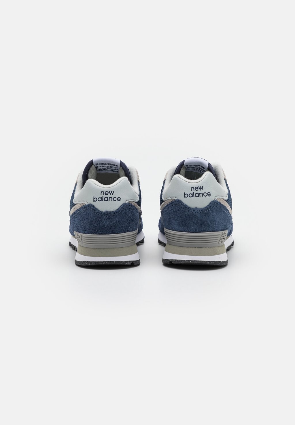 Низкие кроссовки 574 Unisex New Balance, цвет navy/white — фото 3