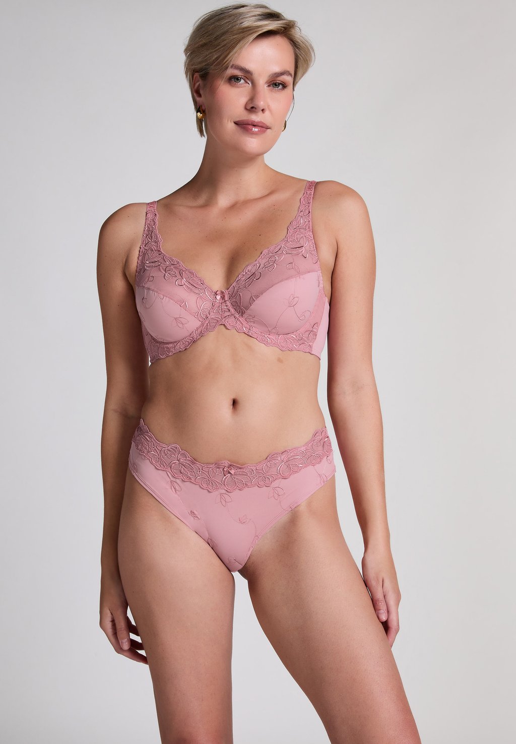 

Трусы BRAZILIAN Hunkemöller, розовый