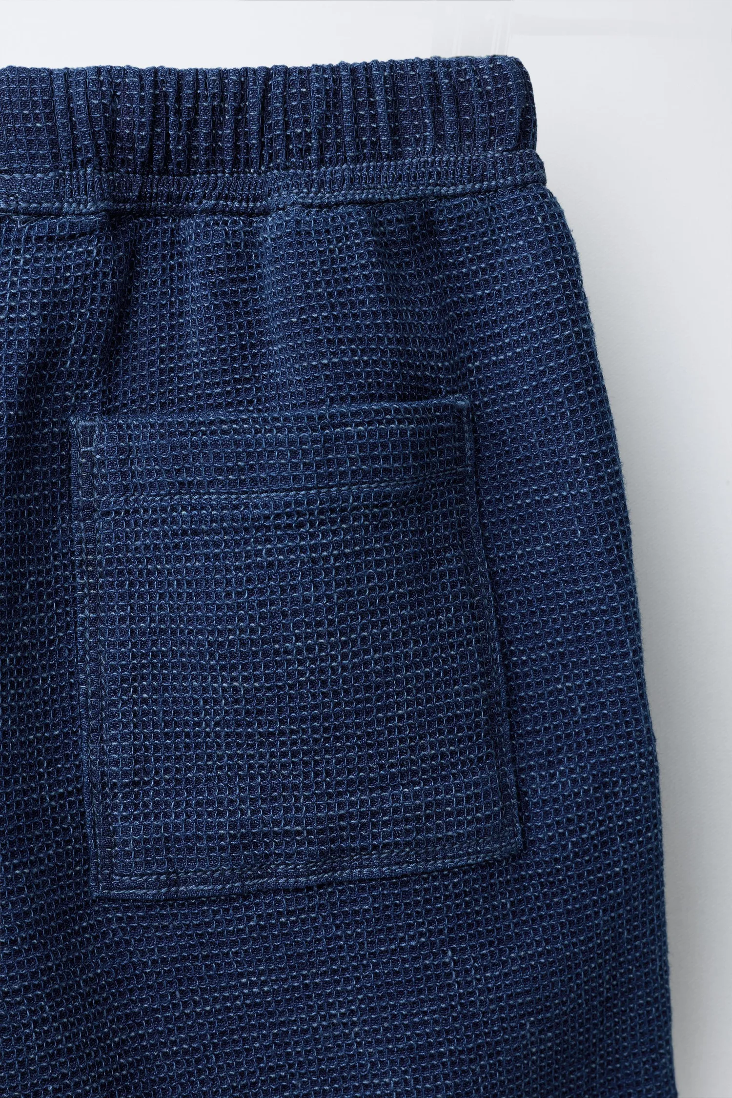 Текстурированные бермудские шорты Zara, синий — фото 4