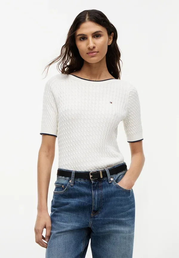 Джемпер Tommy Hilfiger, модель Fine cable boat neck, цвет слоновая кость