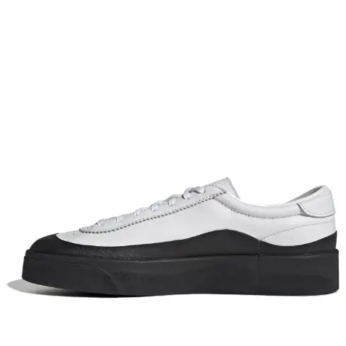 

Кроссовки оригиналы nucombe Adidas, белый