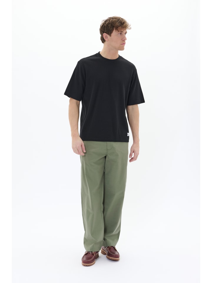 

Футболка MAhudson свободного кроя черного цвета Matinique