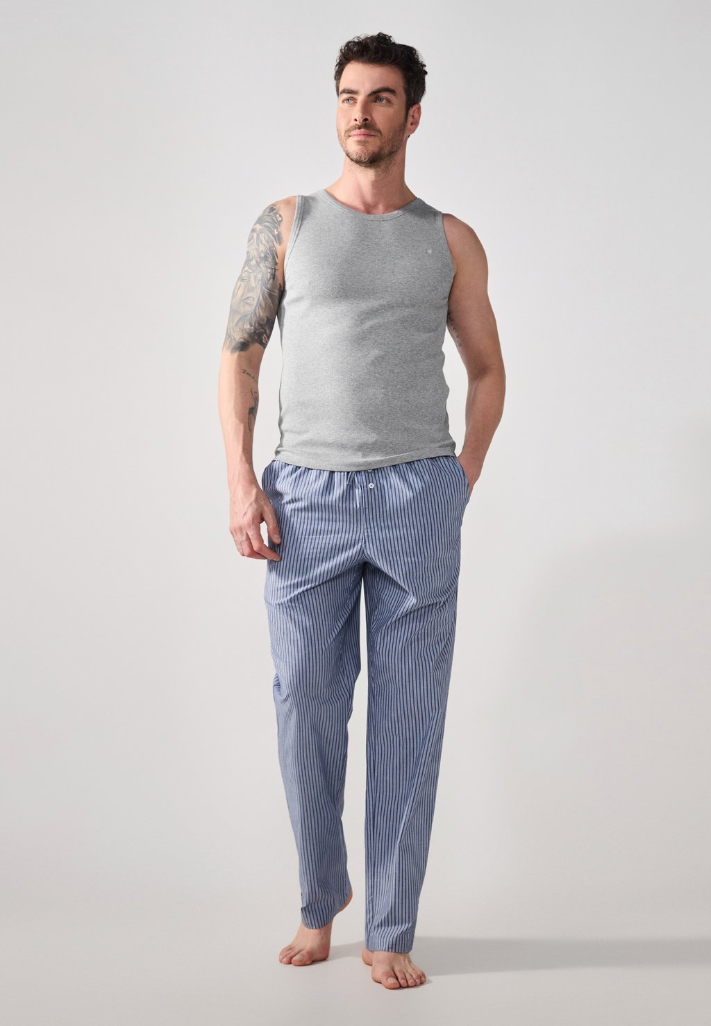 

Пижама SET Pier One by Zalando, серый