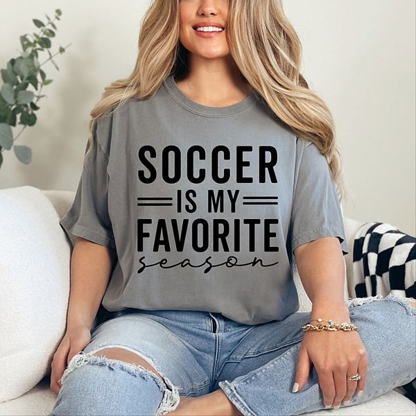 

Футболка Soccer is my favorite season с эффектом garment dyed Simply Sage Market, Grey