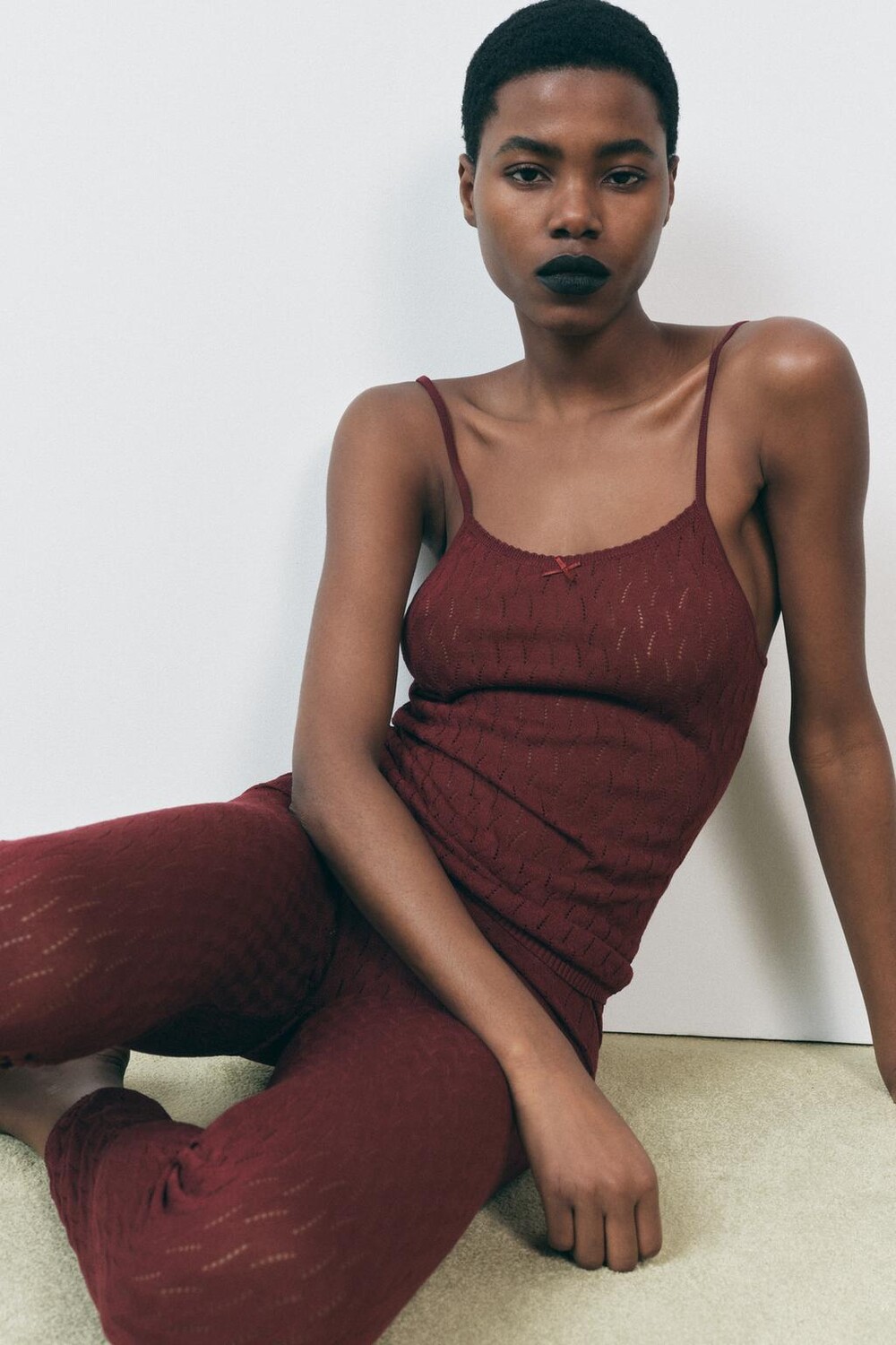 

Топ из плотной трикотажной ткани с бретельками ZARA, бордовый