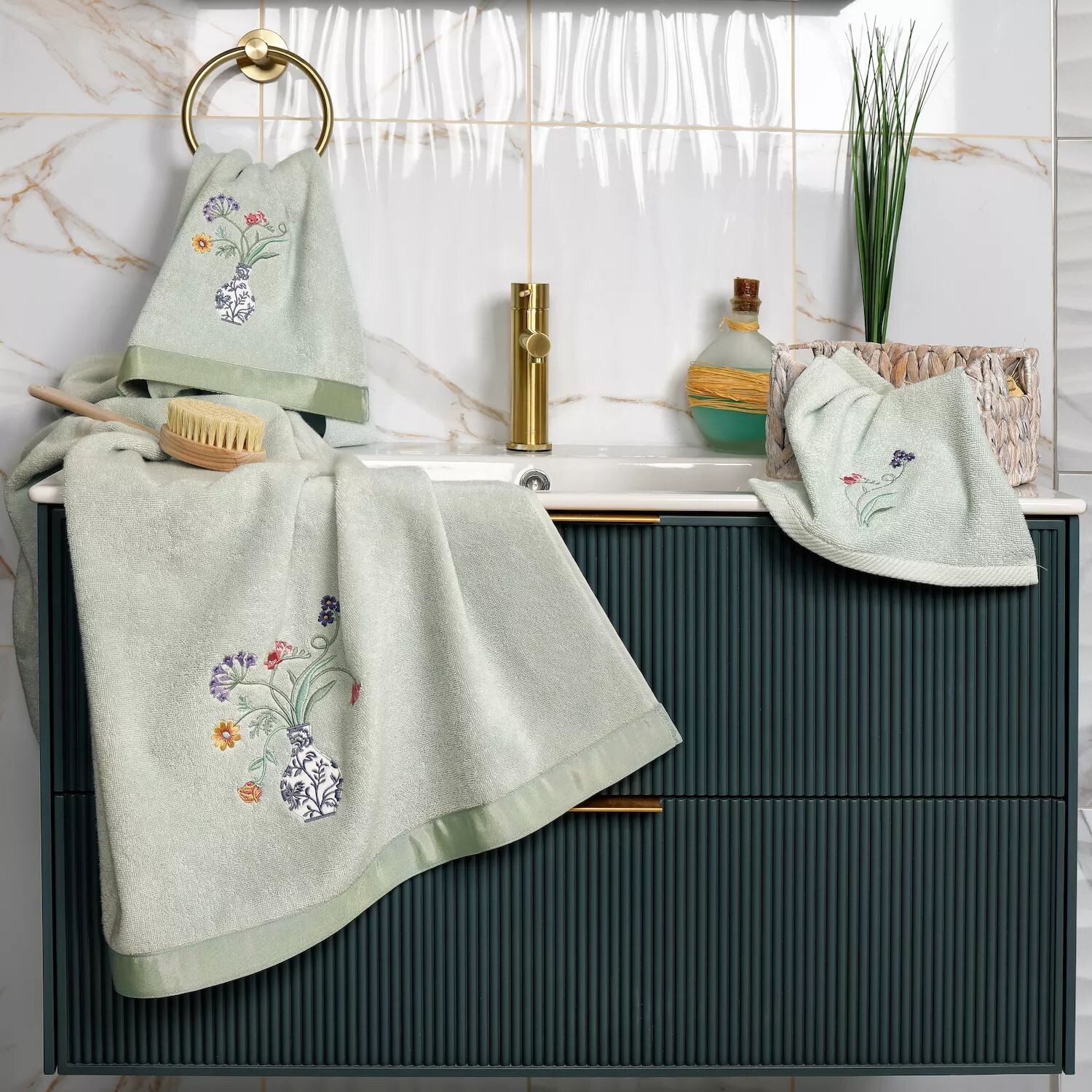

Linum Home Textiles Турецкий хлопок Stella Набор из 2 украшенных полотенец для рук, бежевый