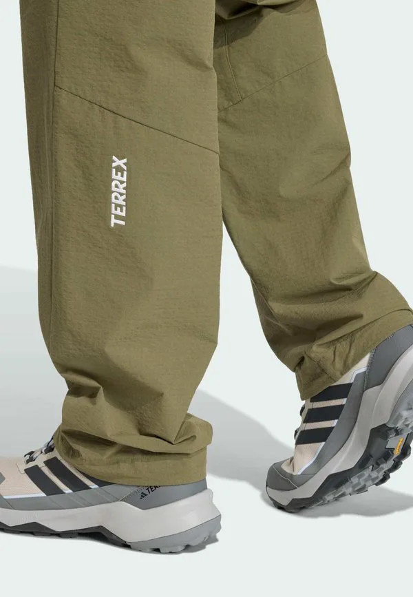 Брюки для активного отдыха xperior clima365 Adidas Terrex, Olive Strata — фото 4