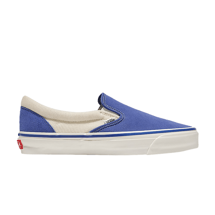 

Тапочки Thalia Surf x Classic Slip-On 'Blue Marshmallow', кремовый