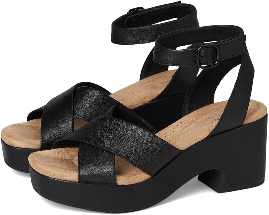 Туфли Clarks Nerisa Pearl, цвет Black/Black Leather