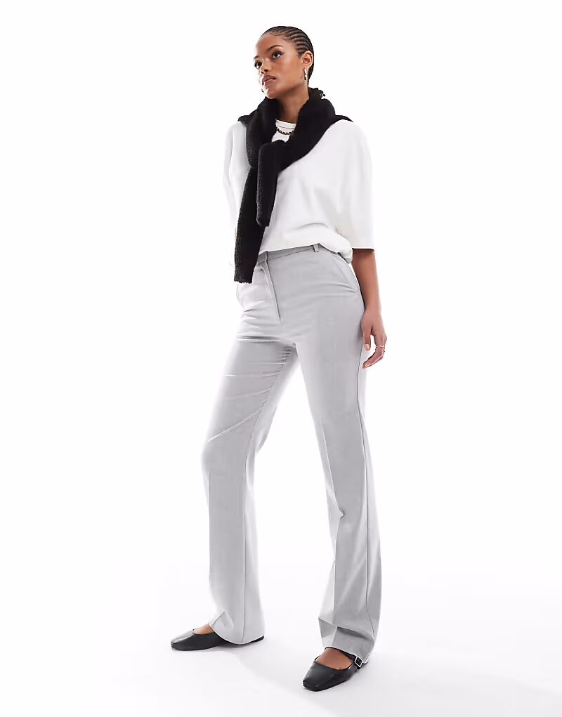 

Высокие брюки прямого кроя ASOS DESIGN светло-серого цвета