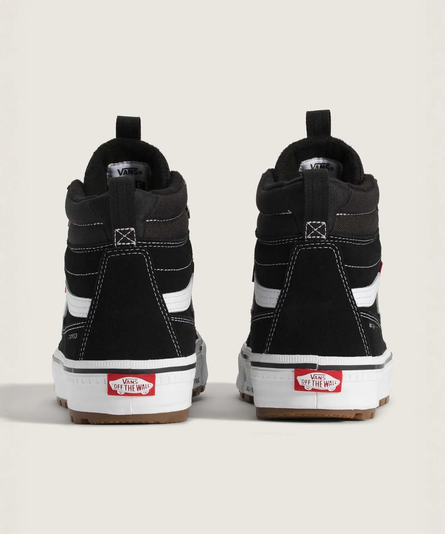 Мужские и женские кроссовки VANS Sk8-Hi Waterproof Insulated — фото 4