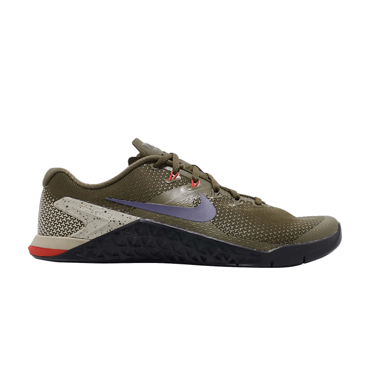 

Кроссовки Metcon 4 'Olive Canvas', зеленый