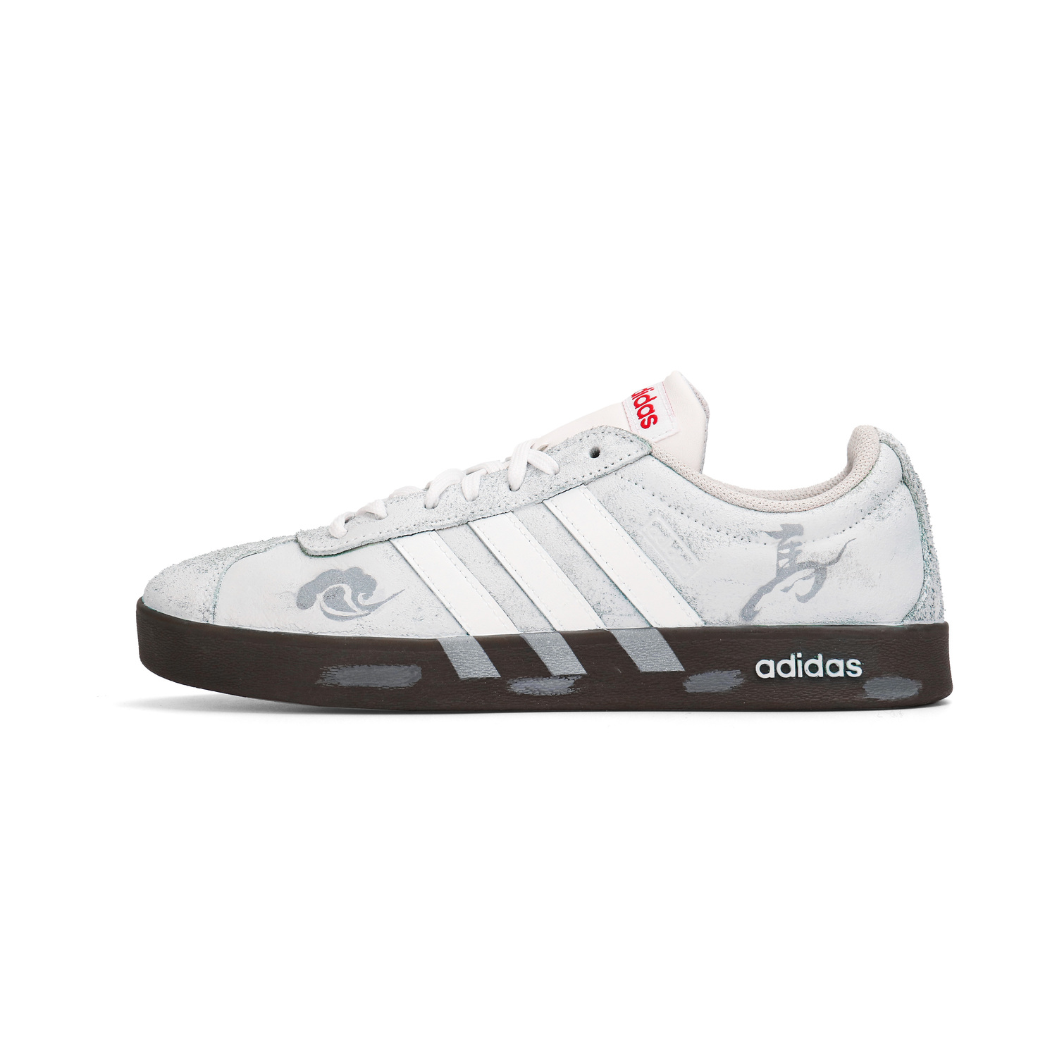 

VL COURT 2.0 Lunar Post CNY Horse Year, Horse Stepping On Auspicious Clouds Coverage Low top Skateboard Shoes Adidas, светло серый