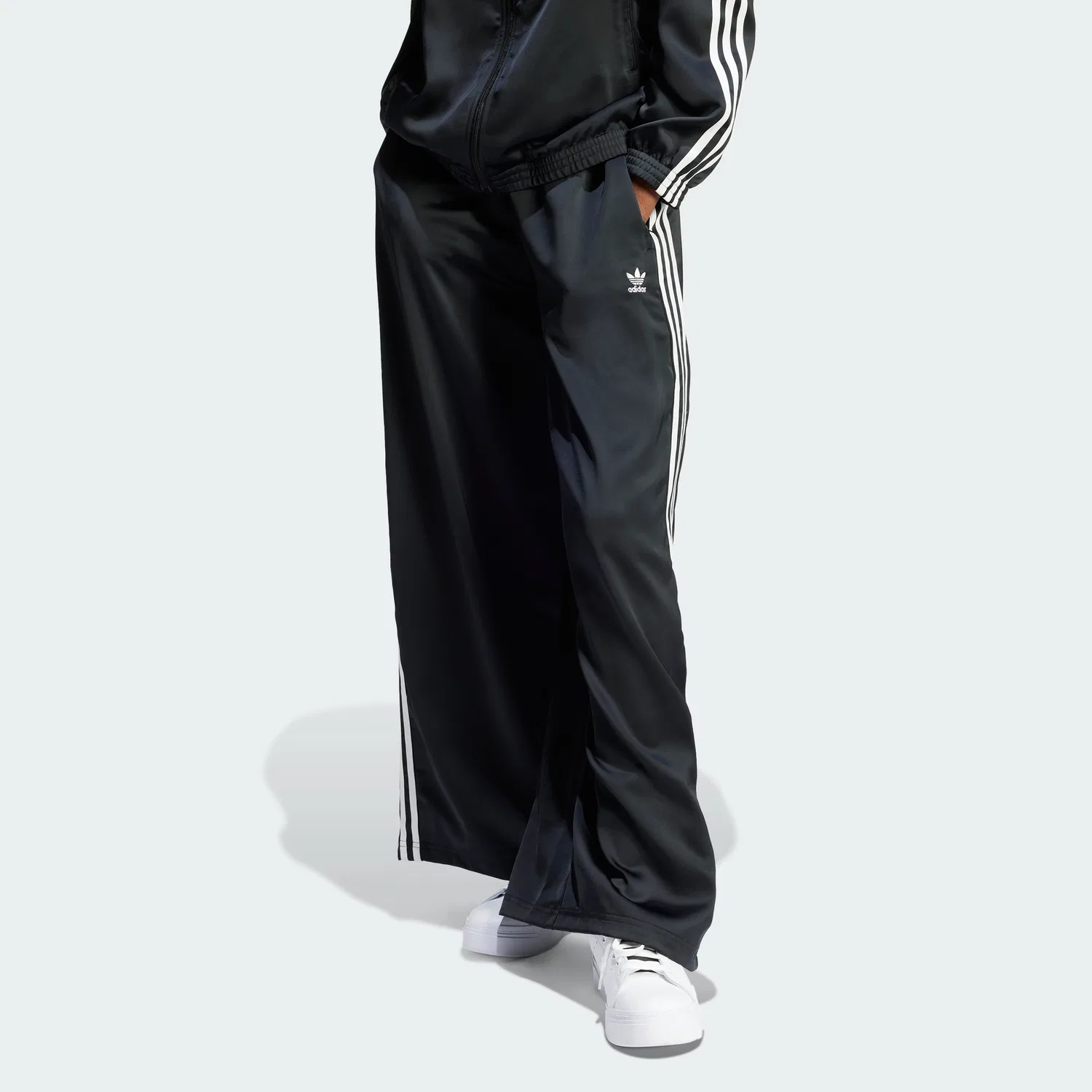 Женские атласные широкие спортивные брюки Adicolor чёрные от Adidas