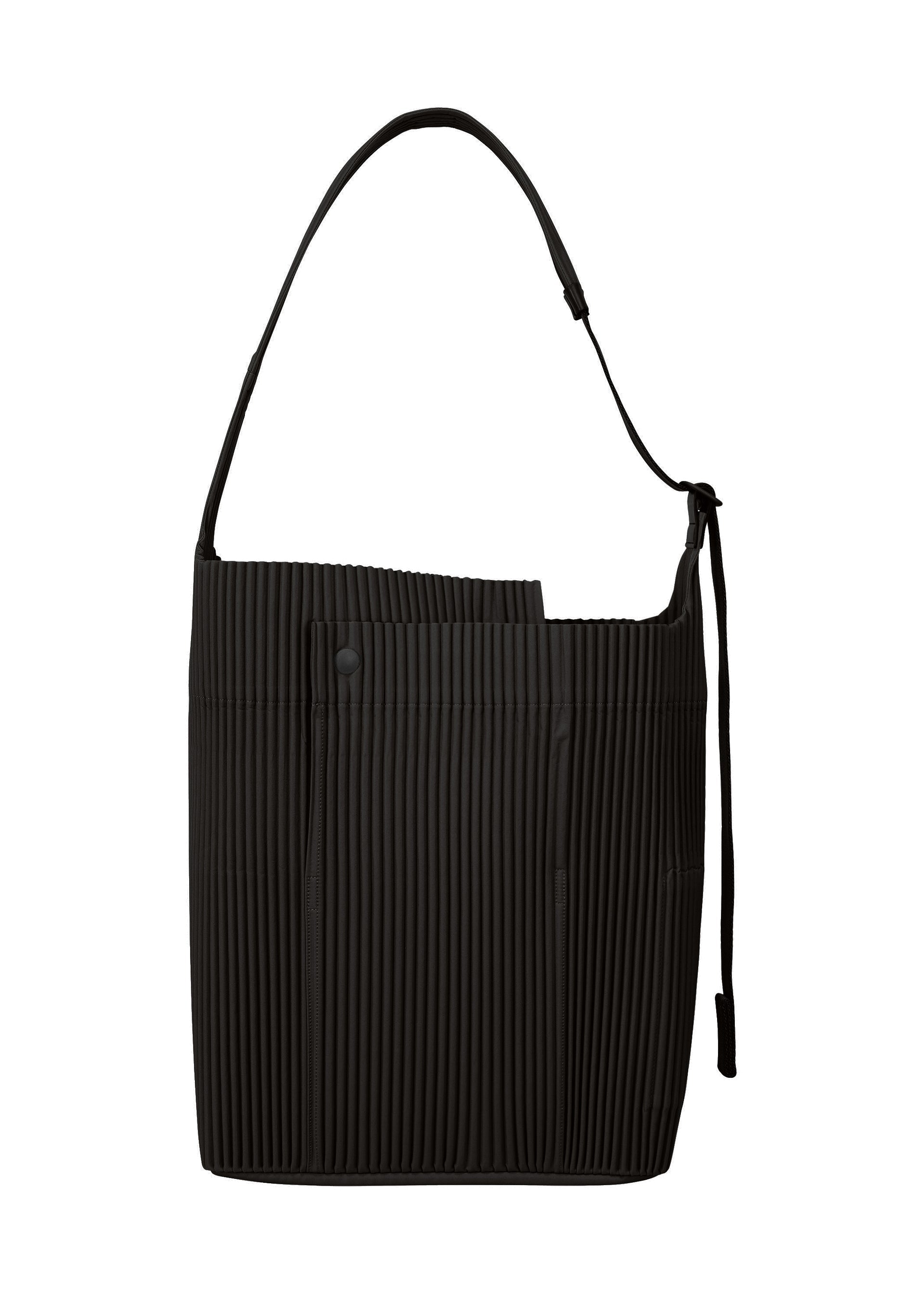

Сумка utility Homme Plissé Issey Miyake, черный