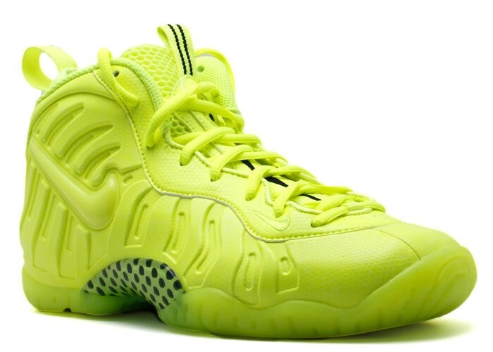 Кроссовки Nike Air Foamposite Pro Premium LE BG 'Volt', зеленый — фото 3