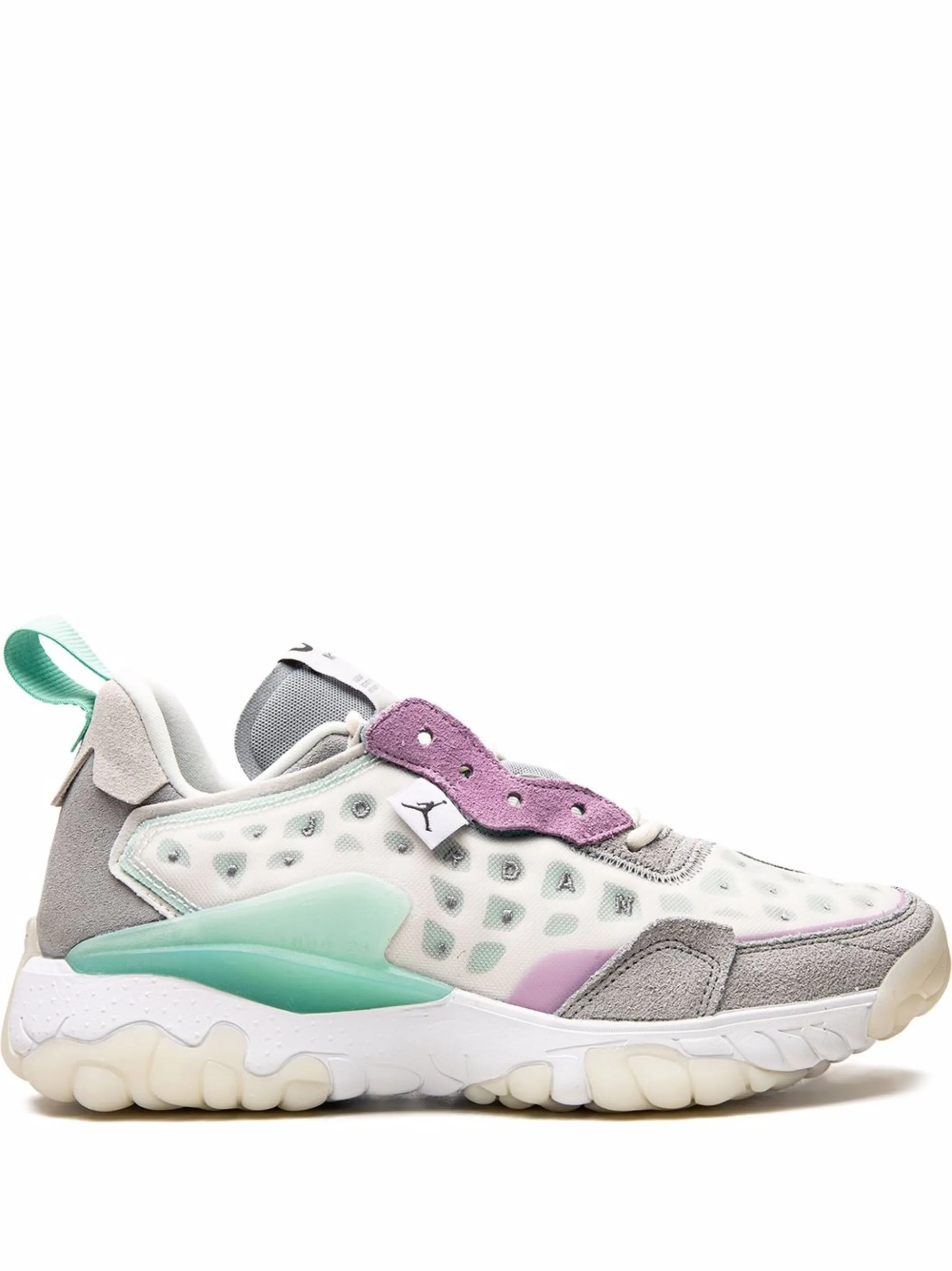 

Кроссовки Jordan Delta 2, нейтральный