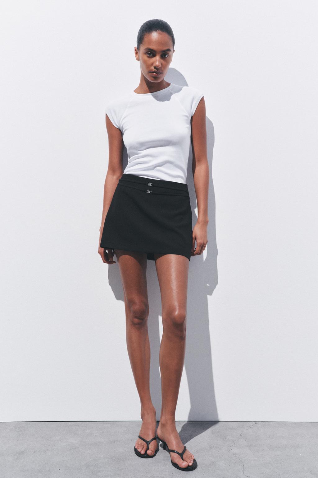 

Шорты с поясом ZARA, черный