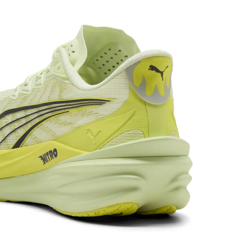 Мужские широкие беговые кроссовки Deviate Nitro 4 Wide от Puma — фото 4